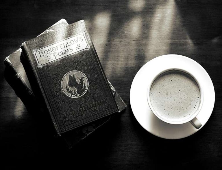 Poetry (photo by Suzy Hazelwood)